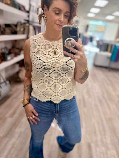 The Ivory Lace Dreams Tank in Whitecap