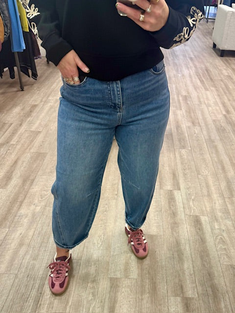 Barni Stretch Denim Barrel Jeans in Dark Wash