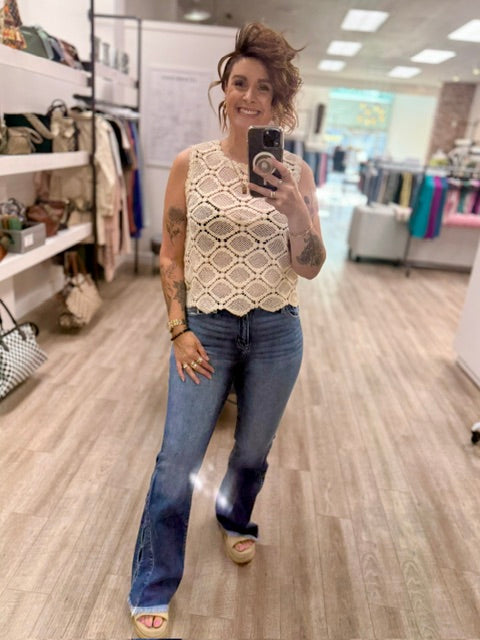 The Ivory Lace Dreams Tank in Whitecap