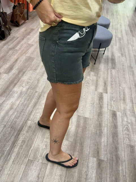 The Go Anywhere Shorts in Ash Black