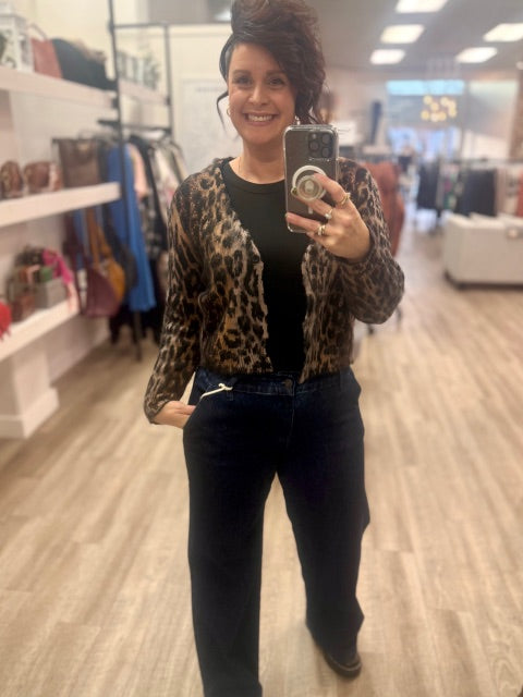 Tesni V-Neck Cardi in Brown