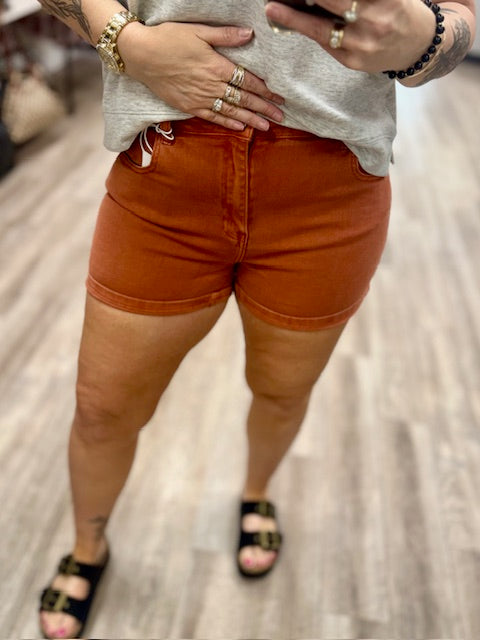 Warm Breeze Shorts in Rust