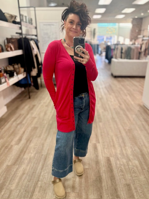 Snap Cardi in Viva Magenta