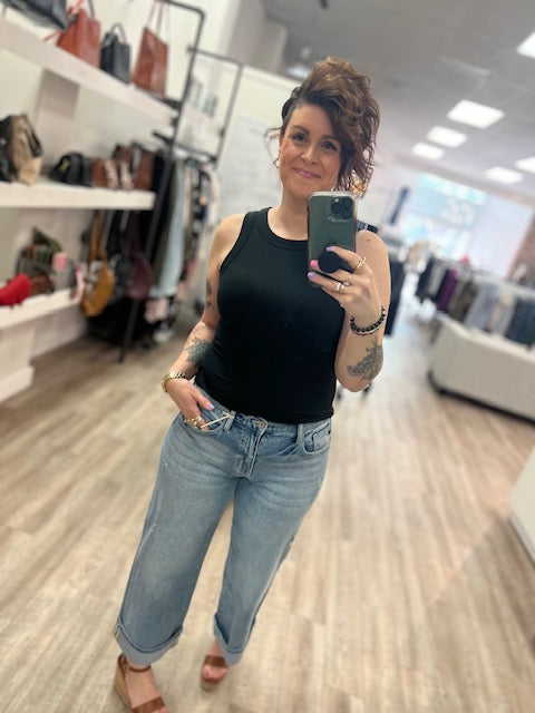 Ribbed Round Neck Tank Top in Black