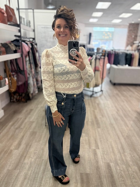 Long Sleeve Lace Top in Whitecap